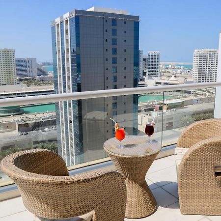 Gulf Suites Hotel Amwaj Al Manamah Esterno foto