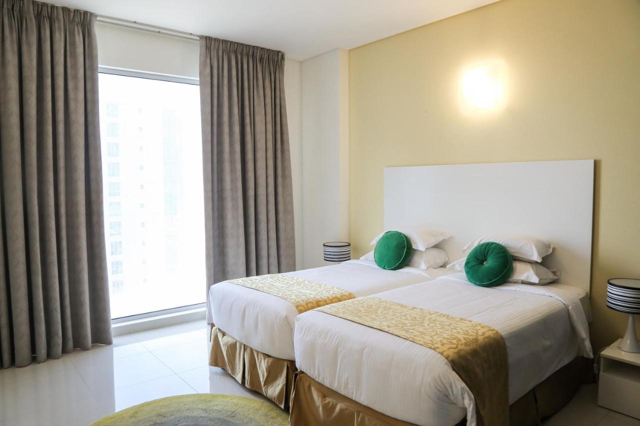 Gulf Suites Hotel Amwaj Al Manamah Esterno foto