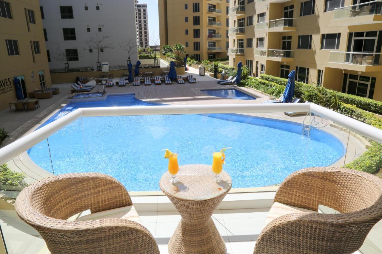 Gulf Suites Hotel Amwaj Al Manamah Esterno foto