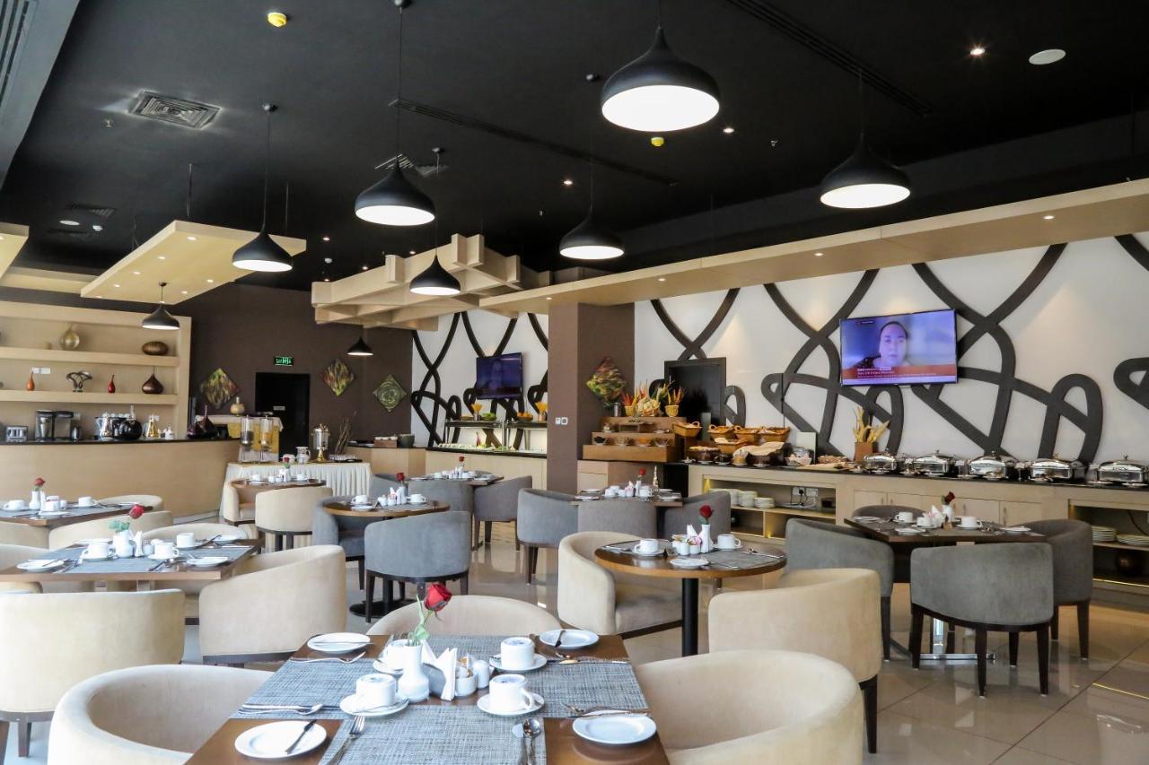 Gulf Suites Hotel Amwaj Al Manamah Esterno foto