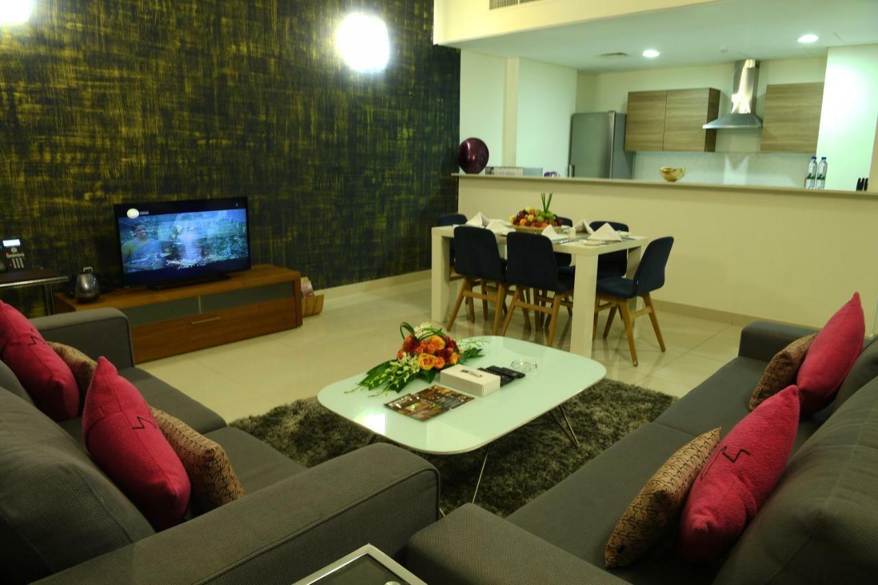 Gulf Suites Hotel Amwaj Al Manamah Esterno foto