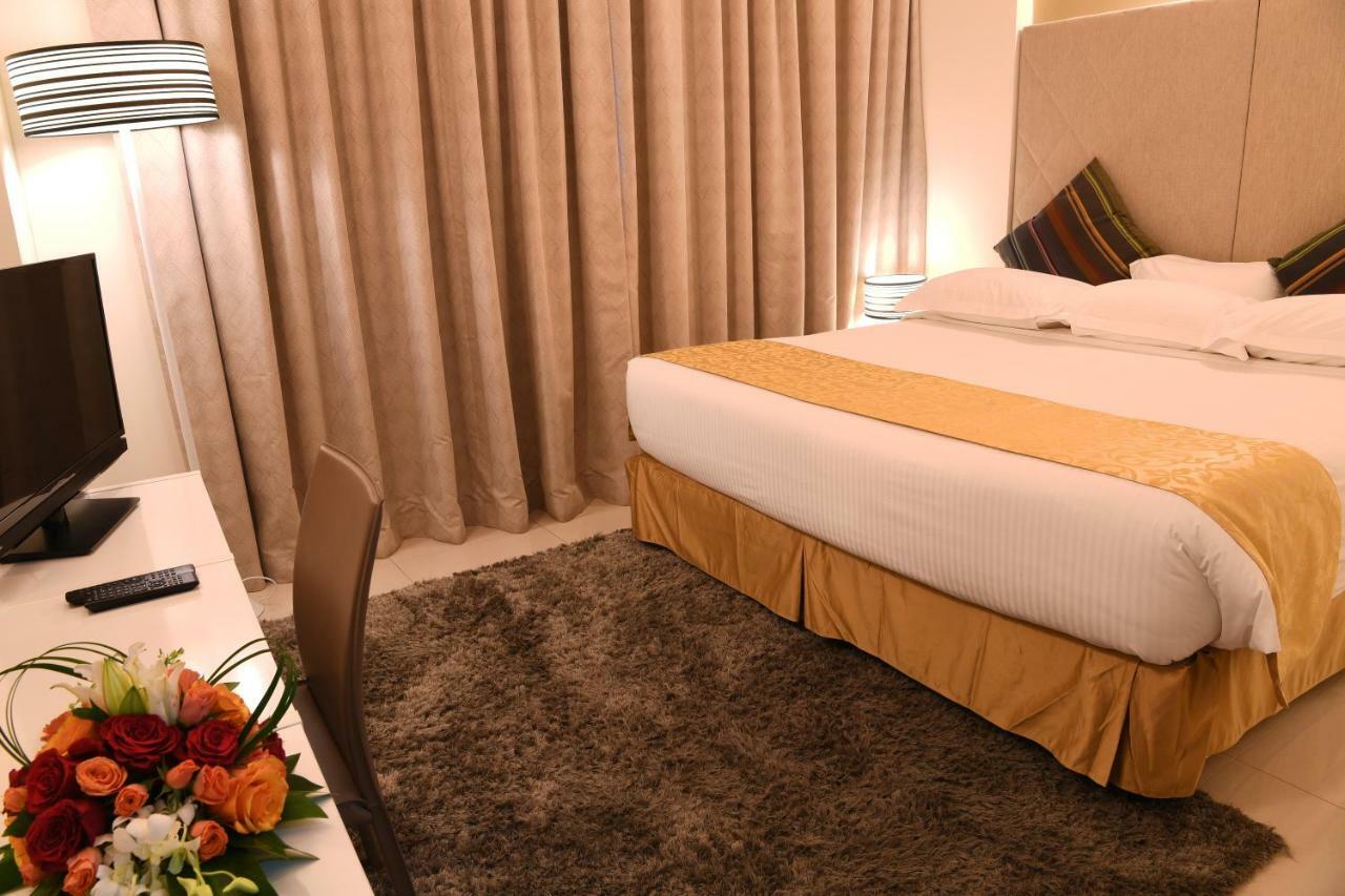Gulf Suites Hotel Amwaj Al Manamah Esterno foto