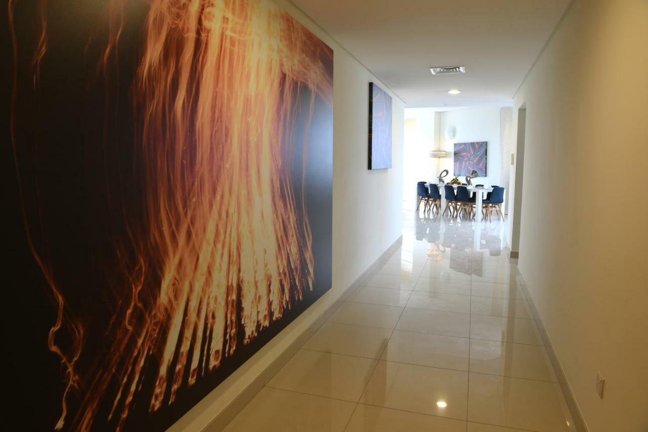 Gulf Suites Hotel Amwaj Al Manamah Esterno foto